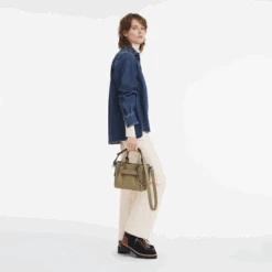 Front Page -Longchamp 10197HCV004 1